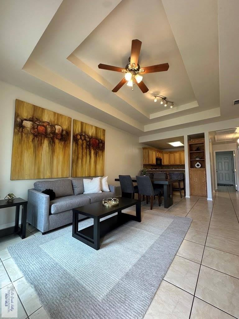 2020 Westminster Cir – photo 2