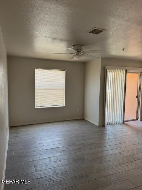 6027 BROOK HOLLOW Drive – photo 2