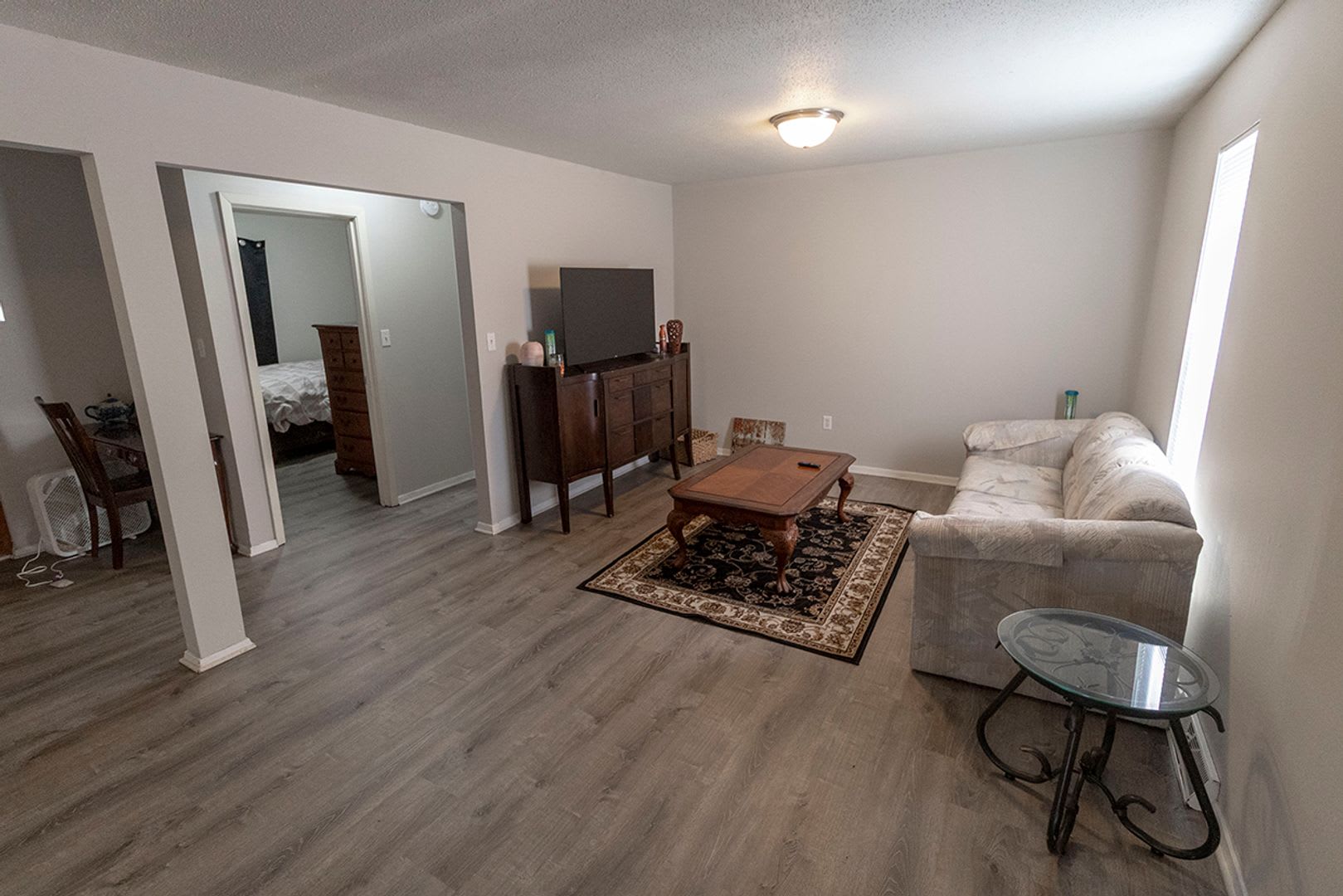 Stonegate Complex -- Fully Furnished and Utilities Included! – photo 4