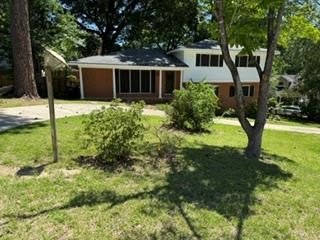 5920 St. Leonards Drive – photo 1
