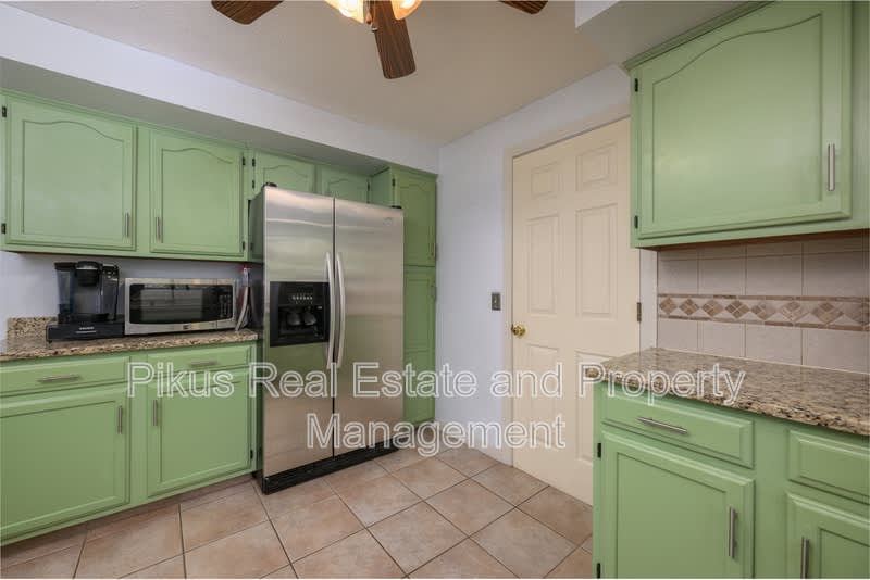 8294 Whiteridge Circle – photo 5