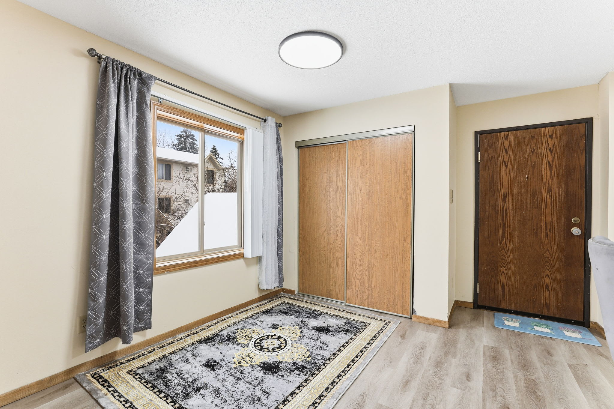 13316 Parkwood Dr 209 – photo 4