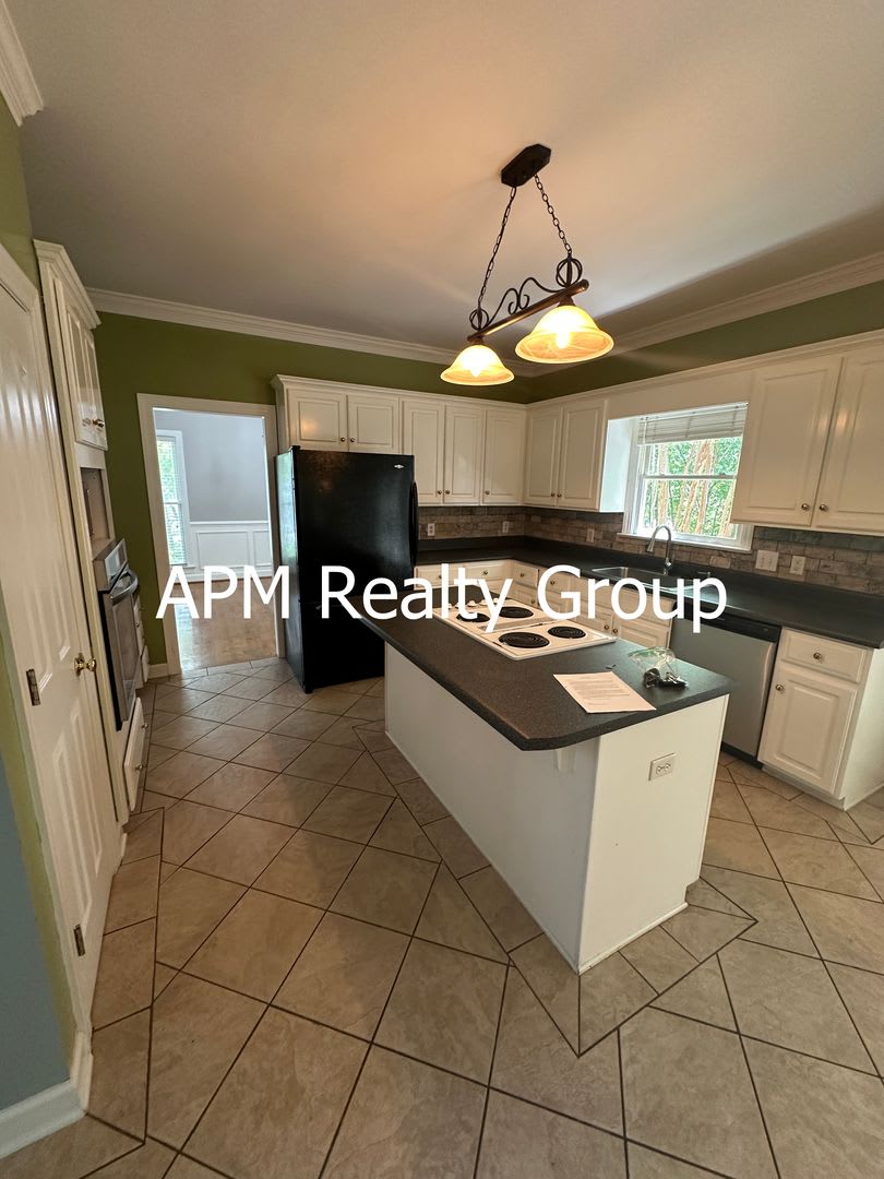 4 Bedroom Chapin Schools – photo 3