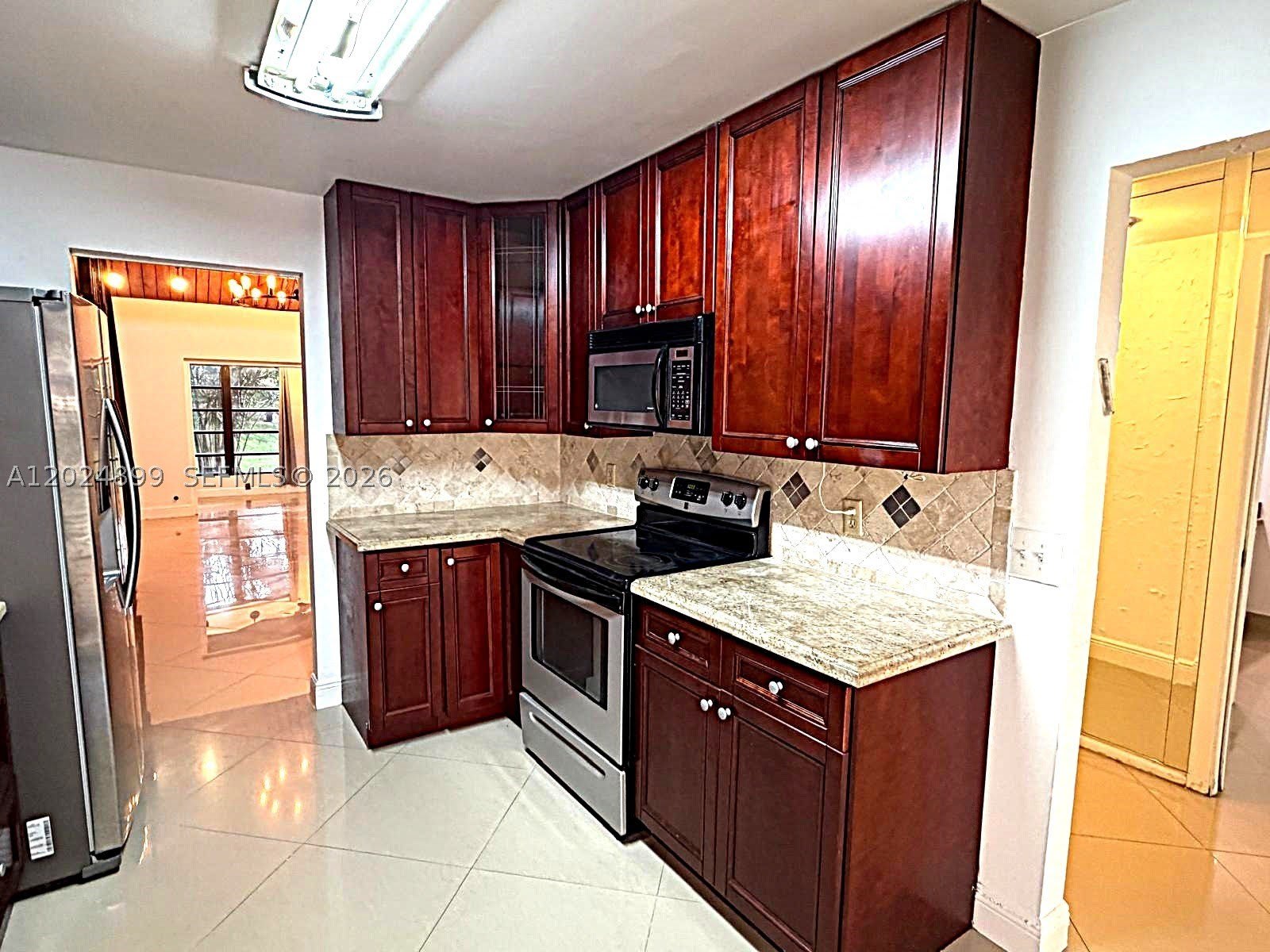 6620 Tiburon Cir – photo 4