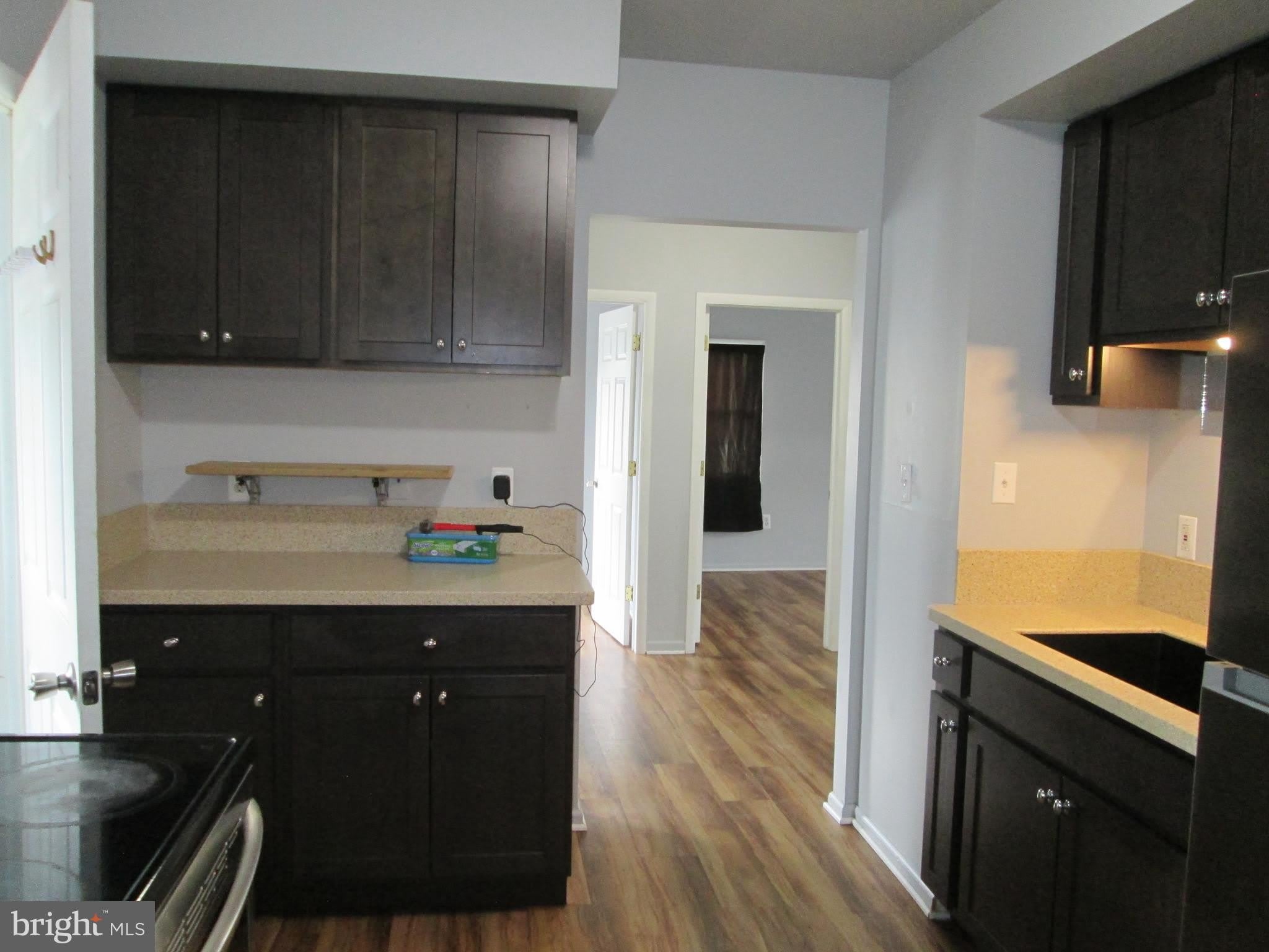 1208 LOCUST Street – photo 5