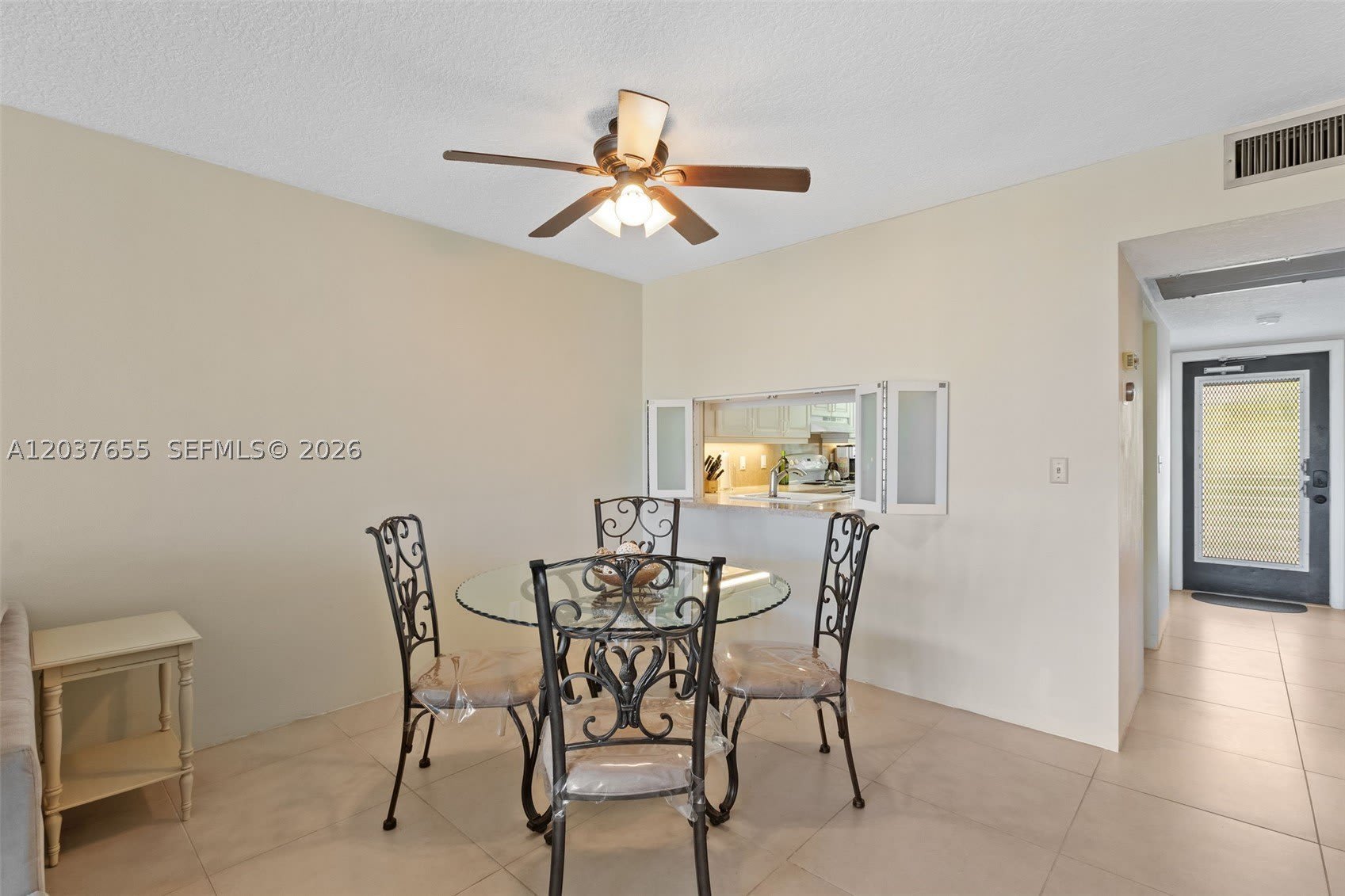 9480 Poinciana Pl – photo 4