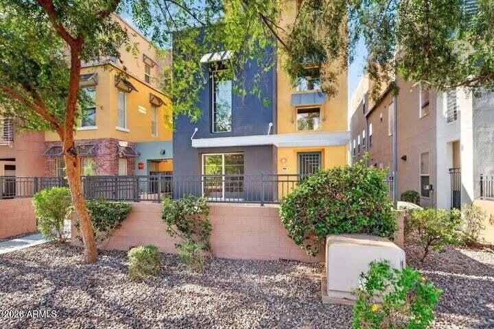 706 E Washington Street – photo 1