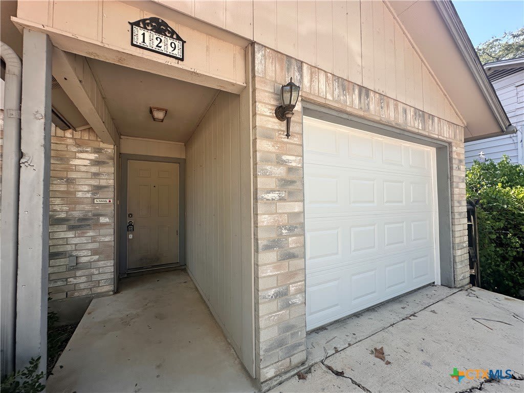 129 Riverside Drive – photo 2