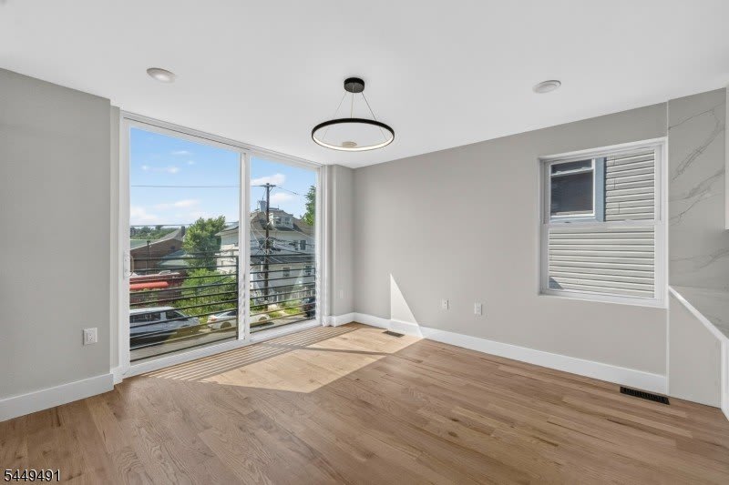 62 Hillside Ave – photo 3