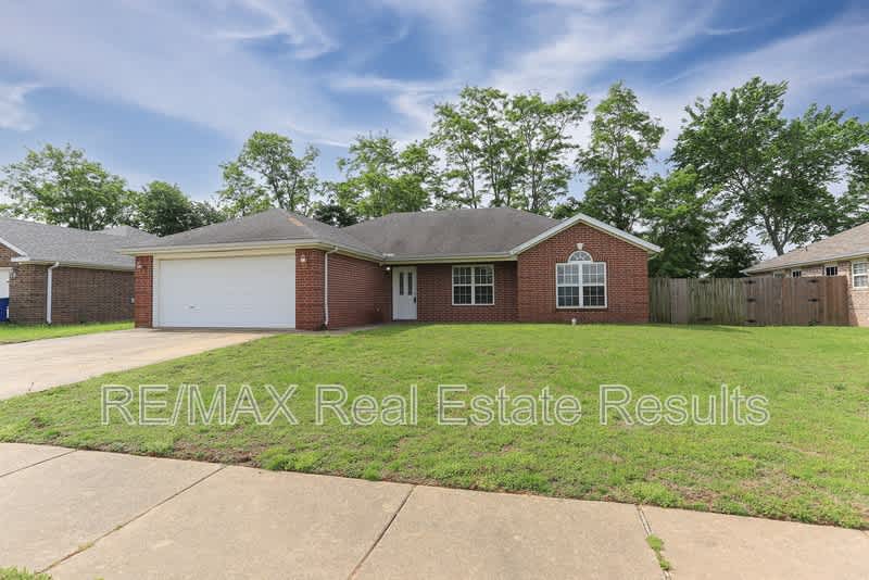 2505 SW 20th St – photo 4