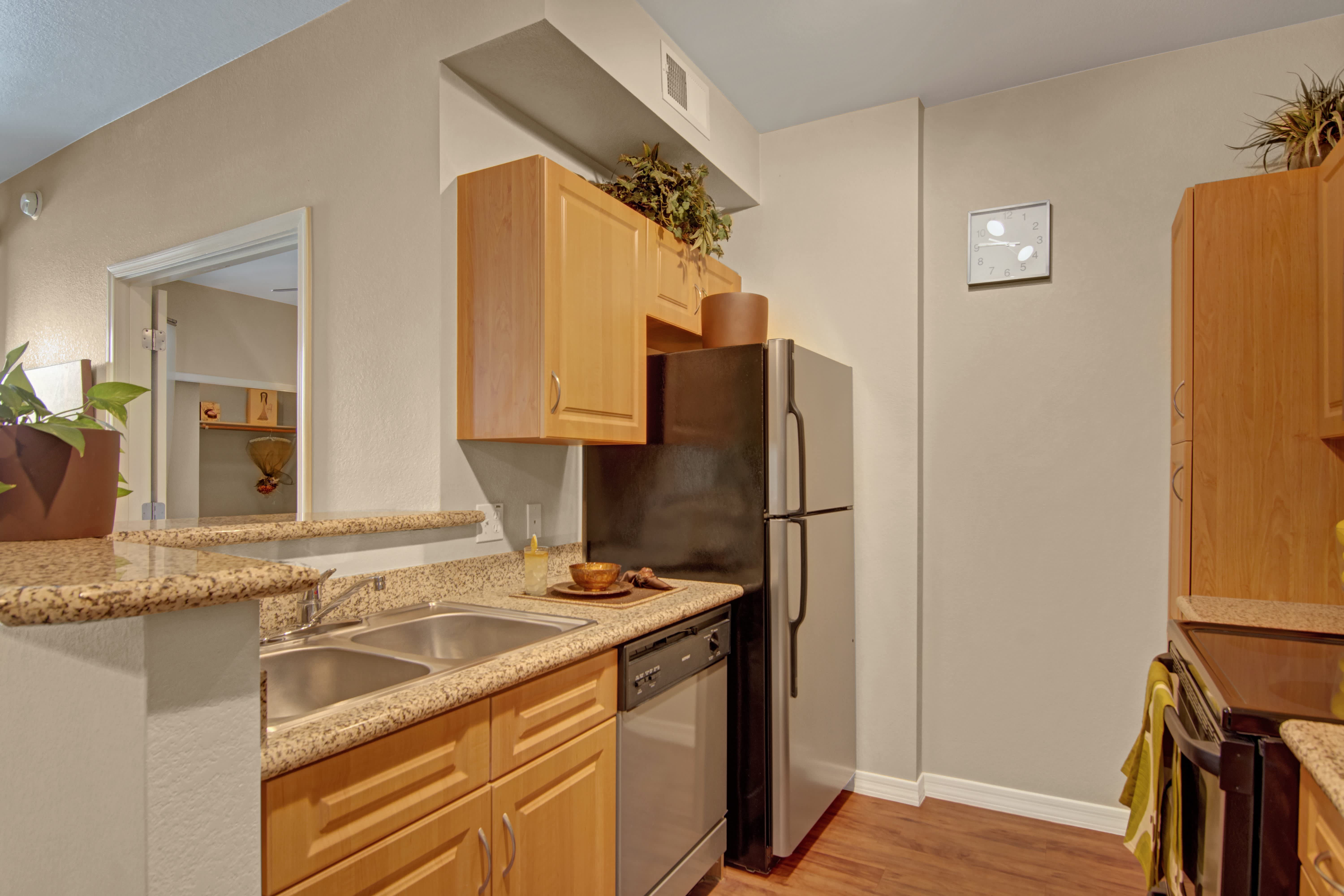 Visions Apartment Homes – photo 5
