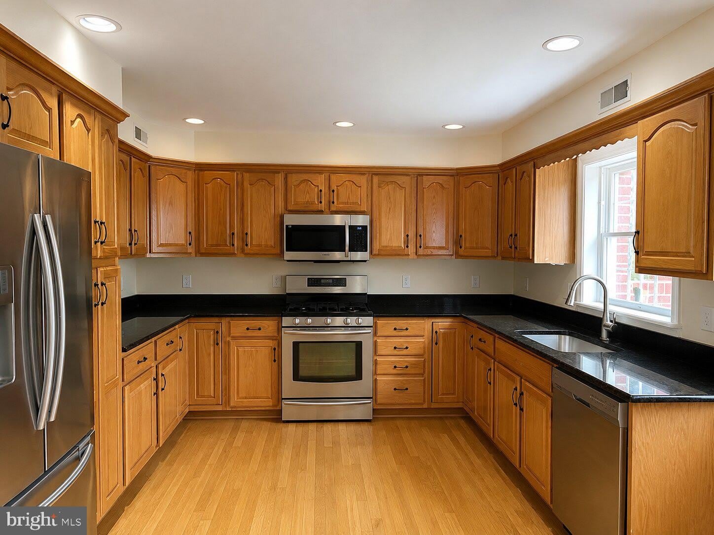 4508 Chestnut Street – photo 5