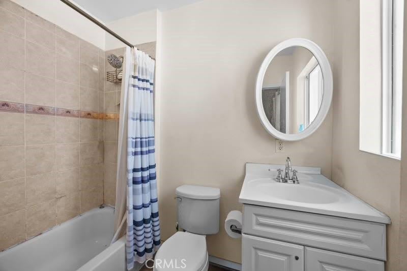 1686 S RIMPAU Boulevard – photo 5