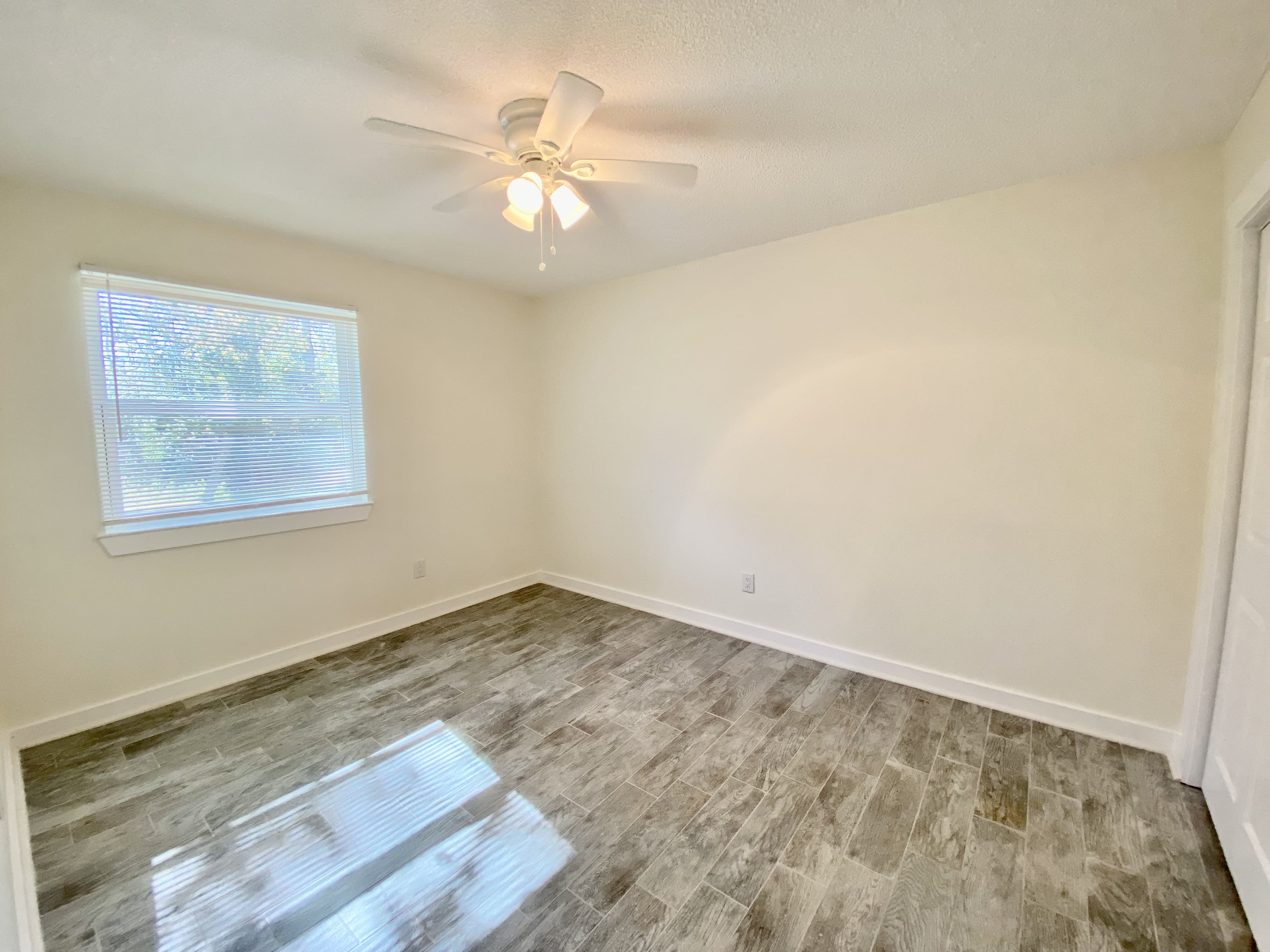 9557 Lillian Hwy – photo 4