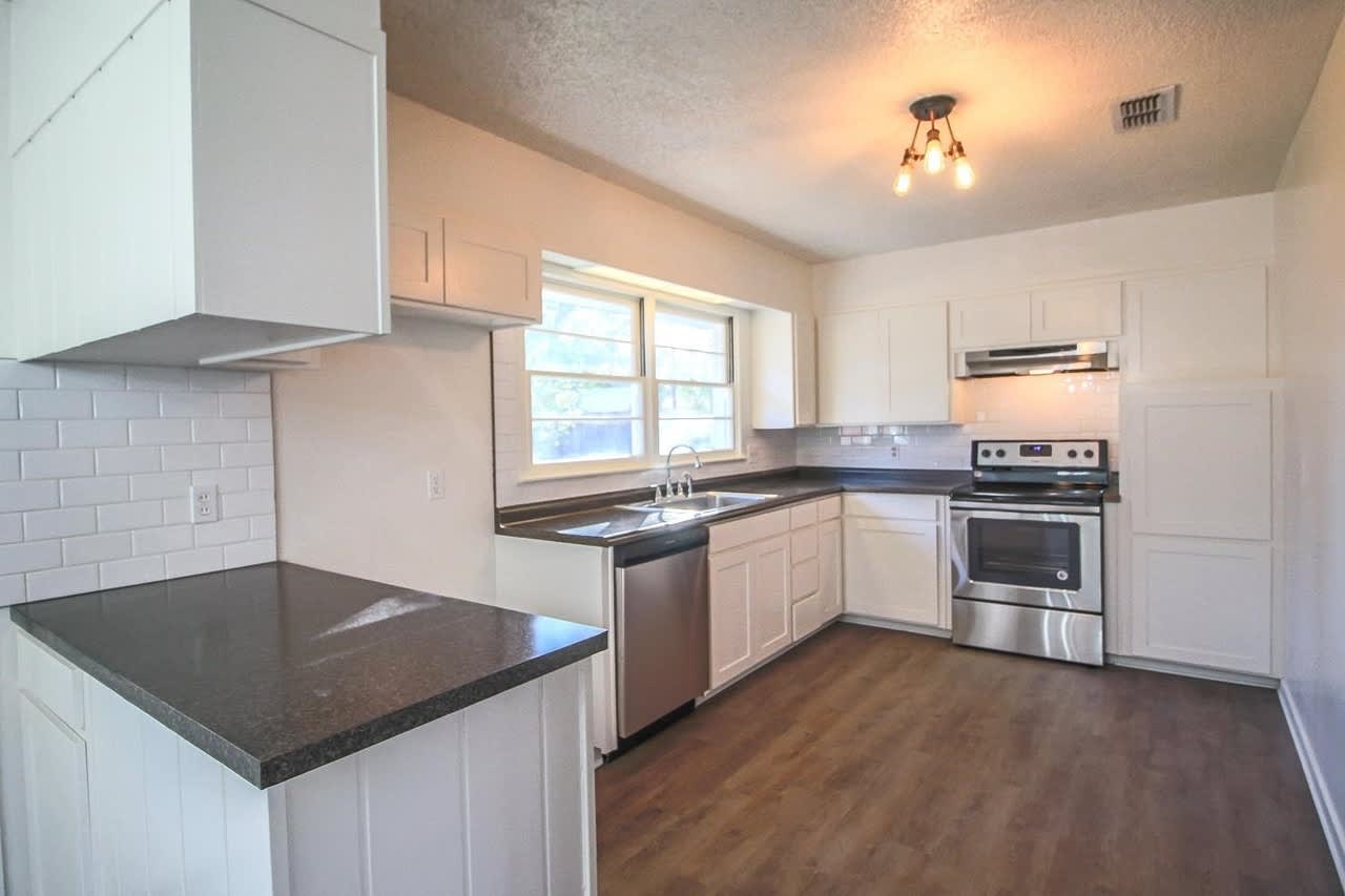 3703 38th Street – photo 3