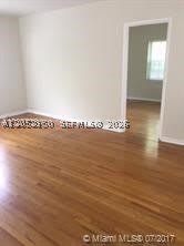 1002 SW 37th Ave – photo 1