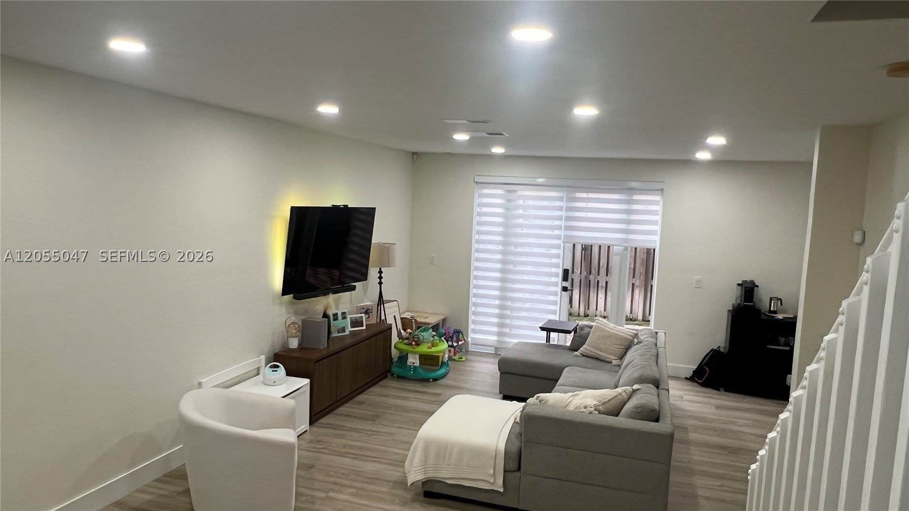 13540 NW 7th Ct – photo 2