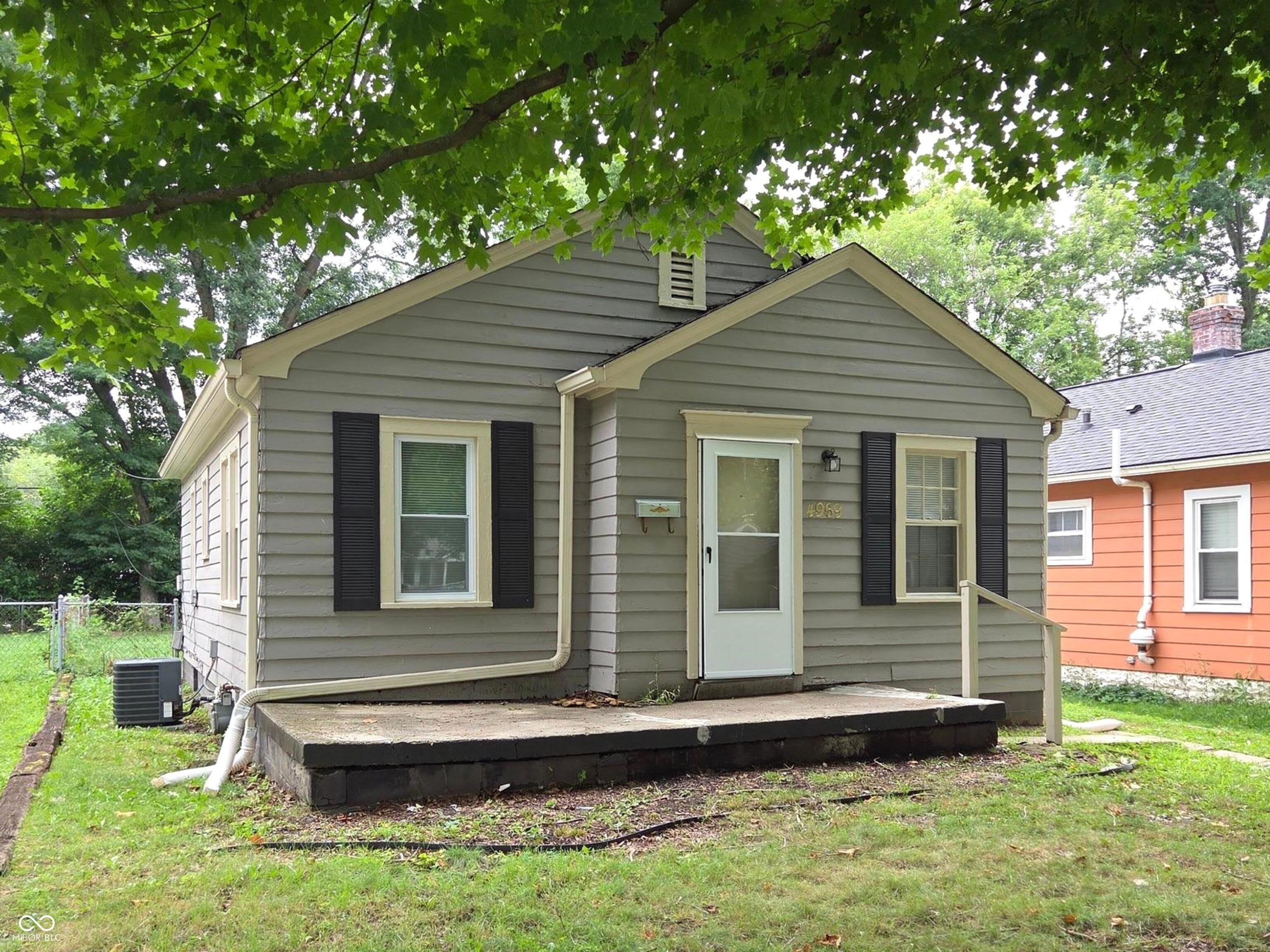 4969 Crittenden Avenue – photo 2