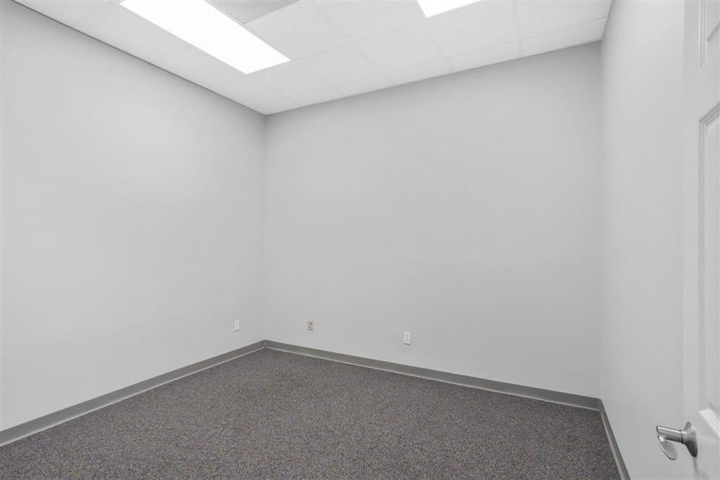 2622 Country Club Road – photo 5