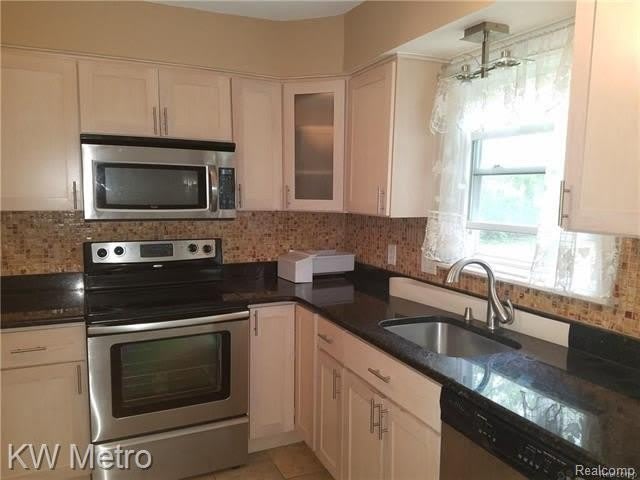 311 WOODLAWN Avenue – photo 5