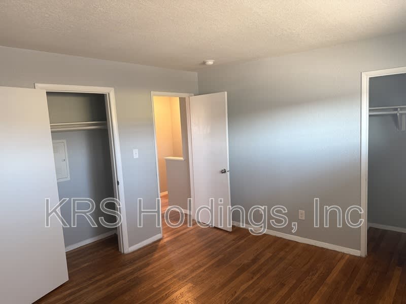 4211 Orcutt Ave – photo 4