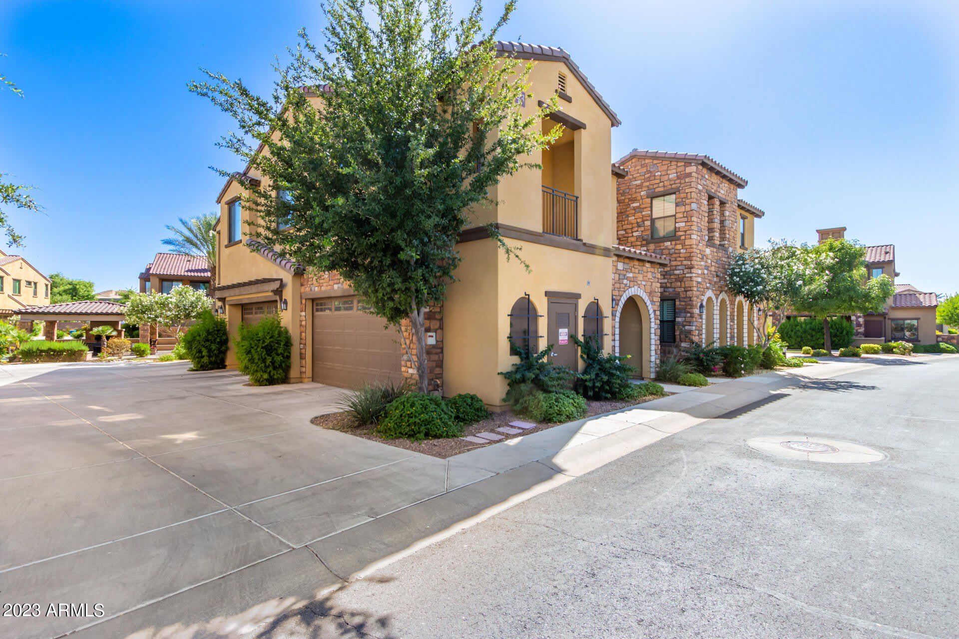 4777 S Fulton Ranch Boulevard – photo 2