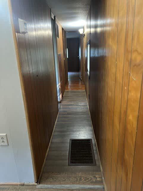 1080 Enoch Lane (840 SF) – photo 4