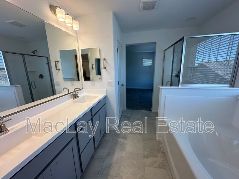 3809 N 100th dr – photo 5