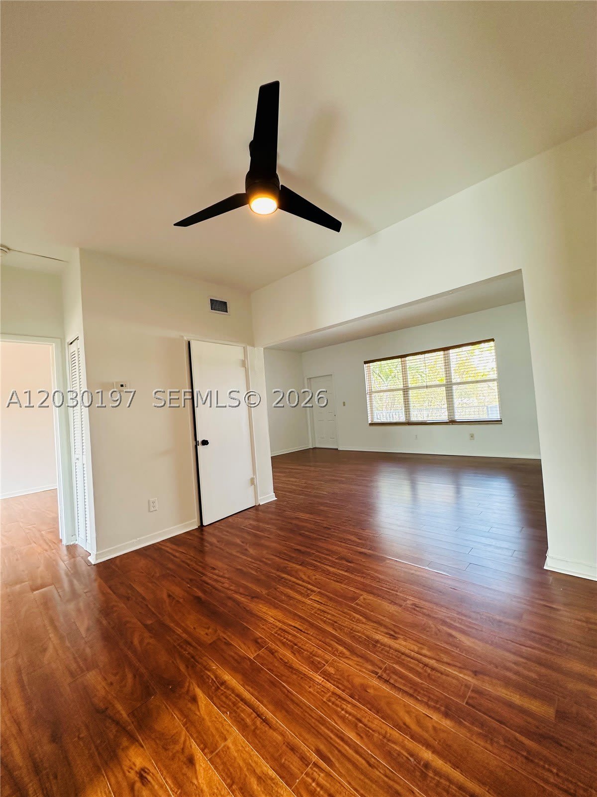 1905 Calais Dr – photo 5