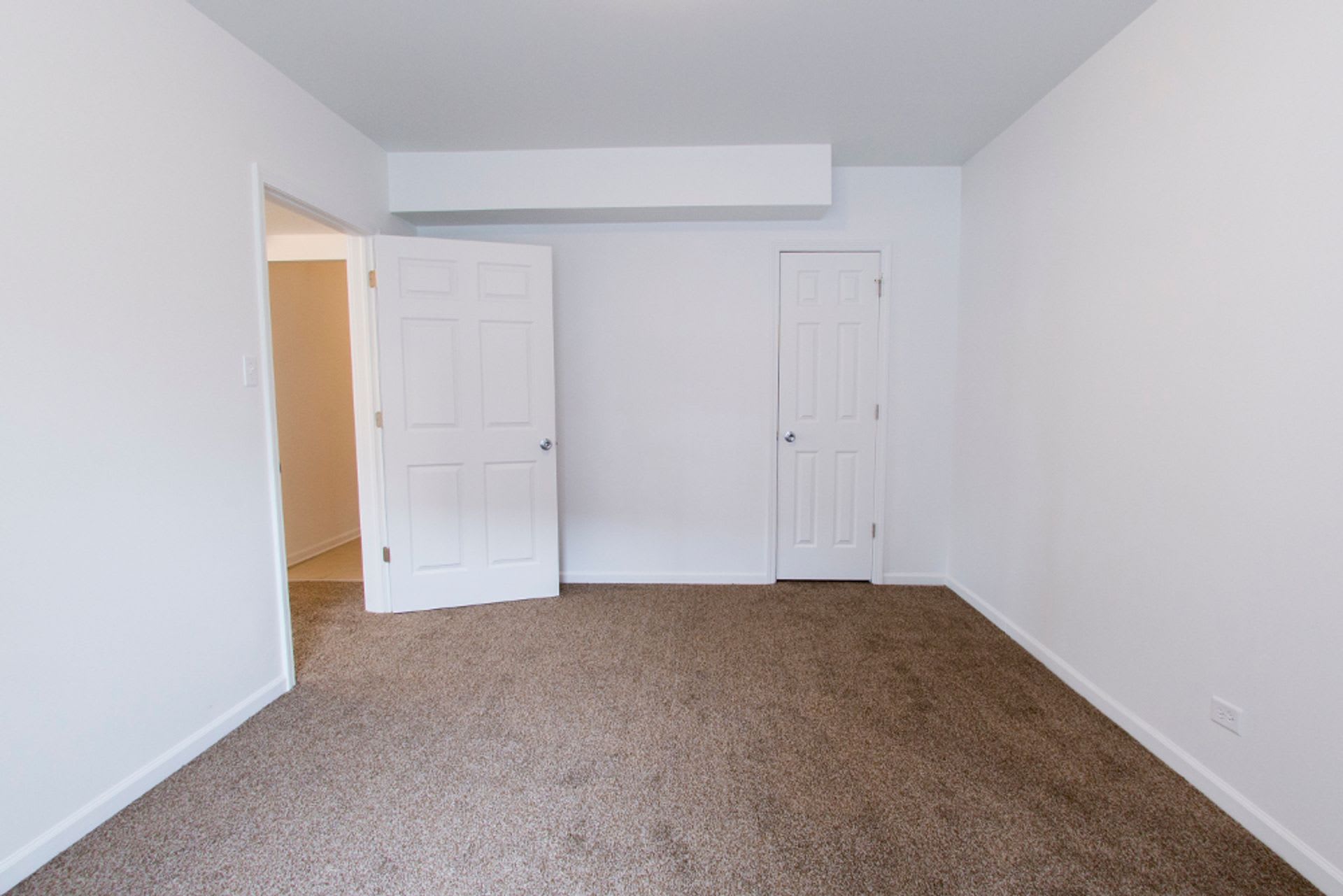 1101 N Lawler Ave – photo 3