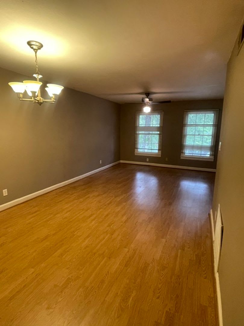 Convenient Location Near Wake Forest and Coliseum – photo 3
