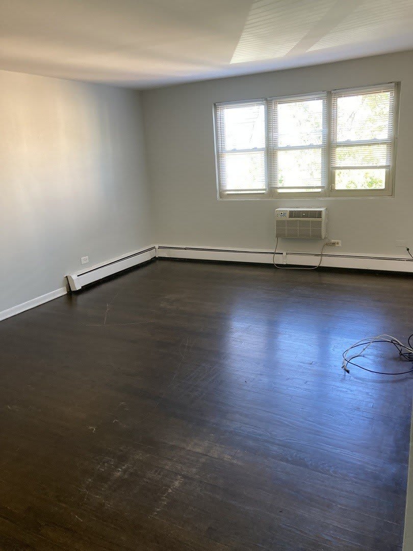 2420 W Berwyn Avenue – photo 2