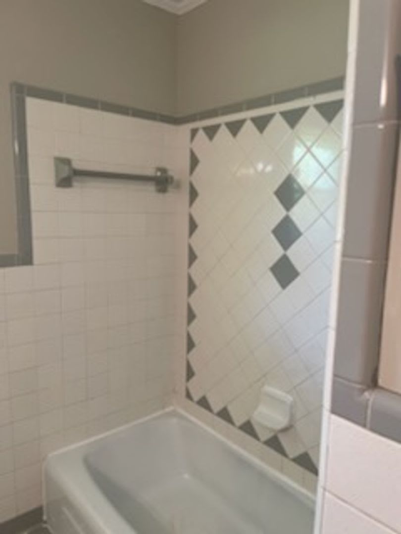 740 Haywood Dr – photo 5