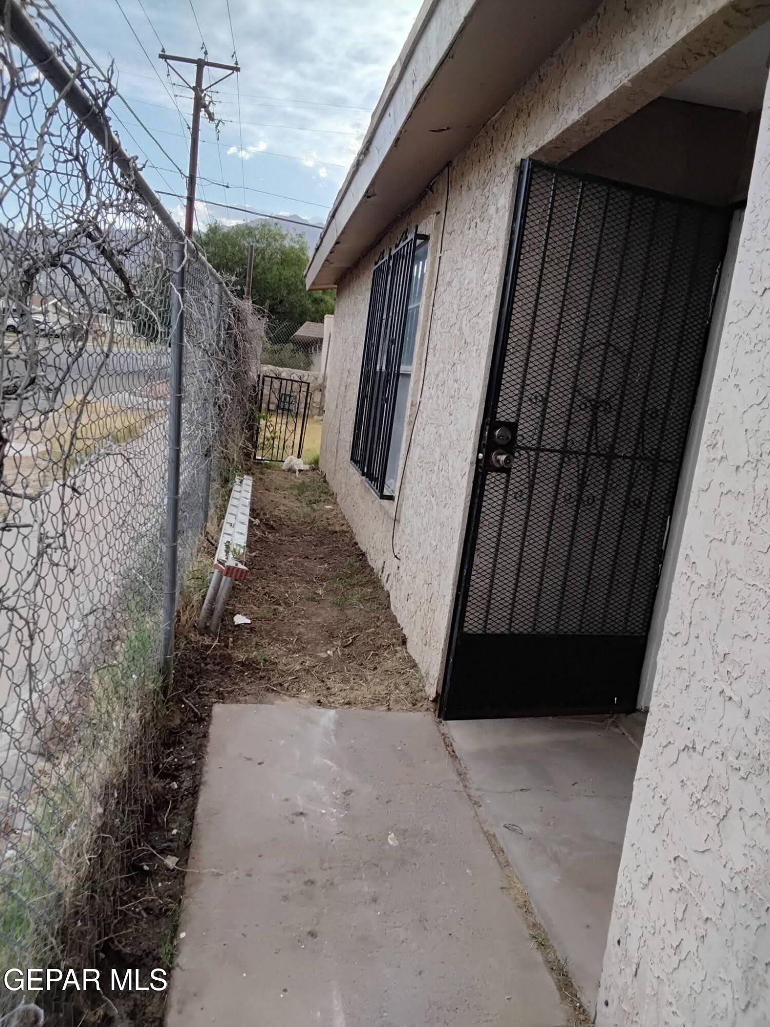 8901 ANKERSON Street – photo 3