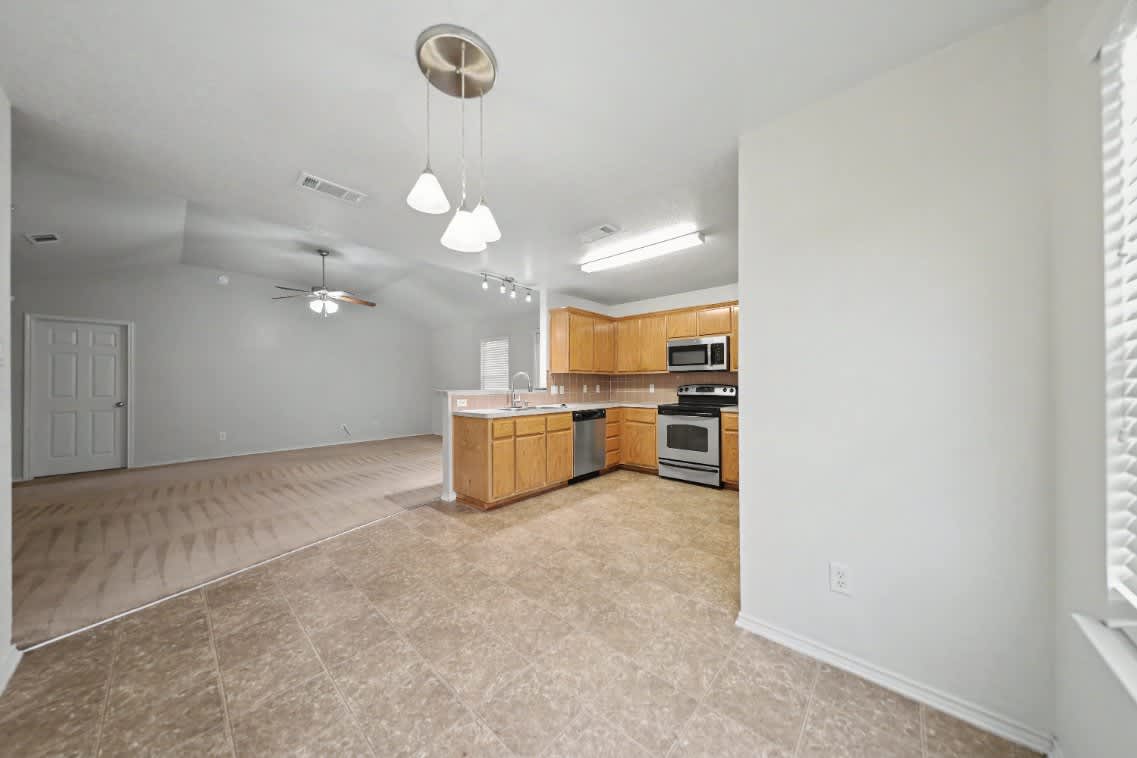 1123 Marlee Cir – photo 5
