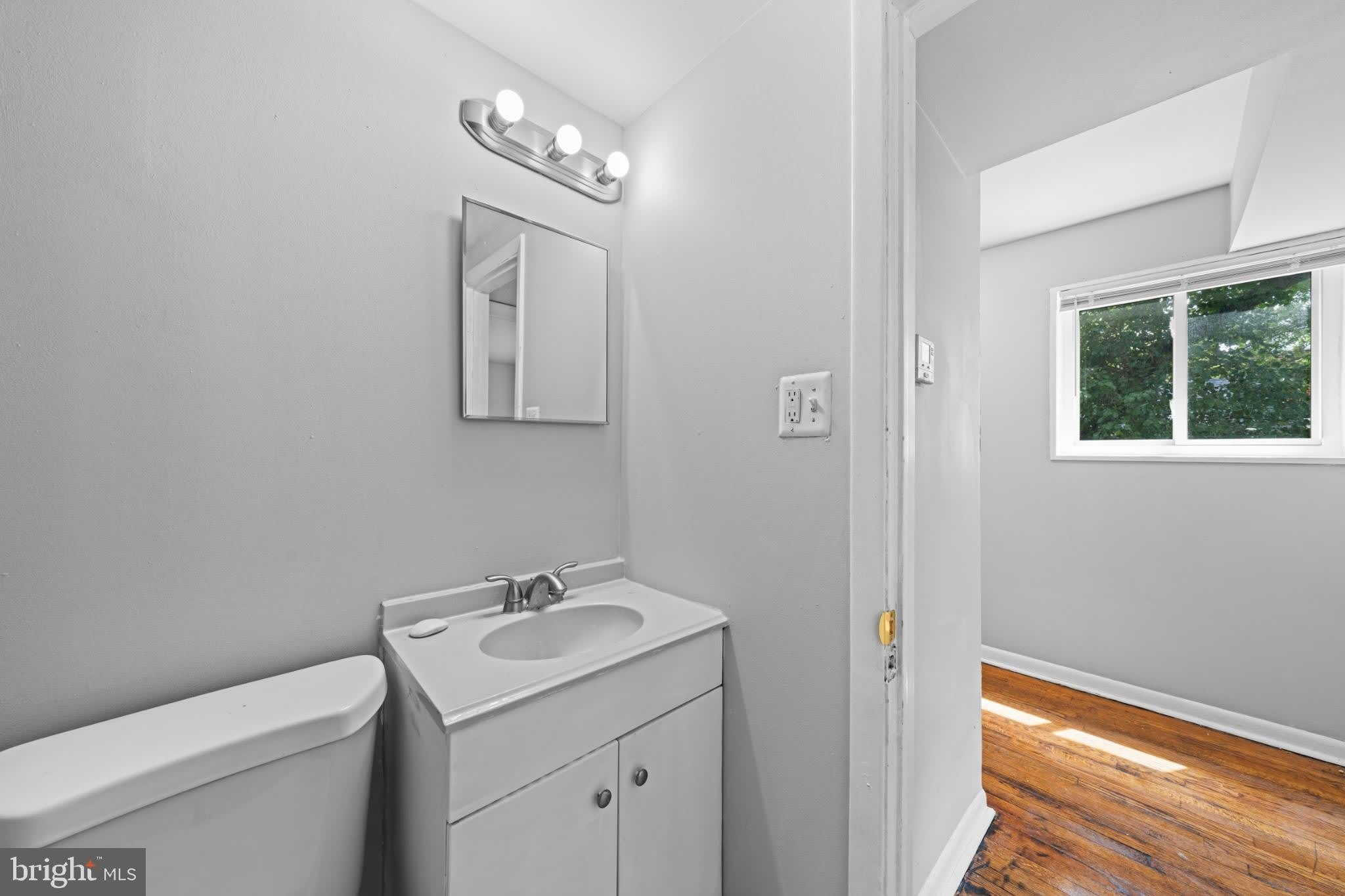 1221 47TH Place NE – photo 5
