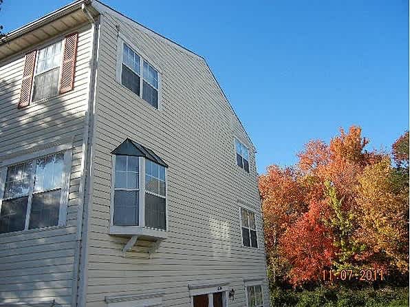 1634 Brooksquare Drive – photo 2