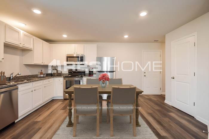 205 Chimney Ridge Lane – photo 2