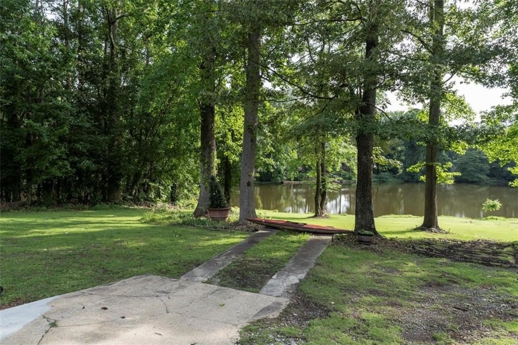 2560 Piney Wood Lane – photo 3