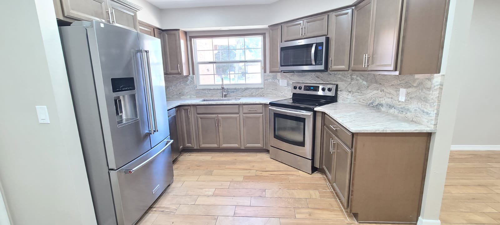 816 Brimfield Ct – photo 5