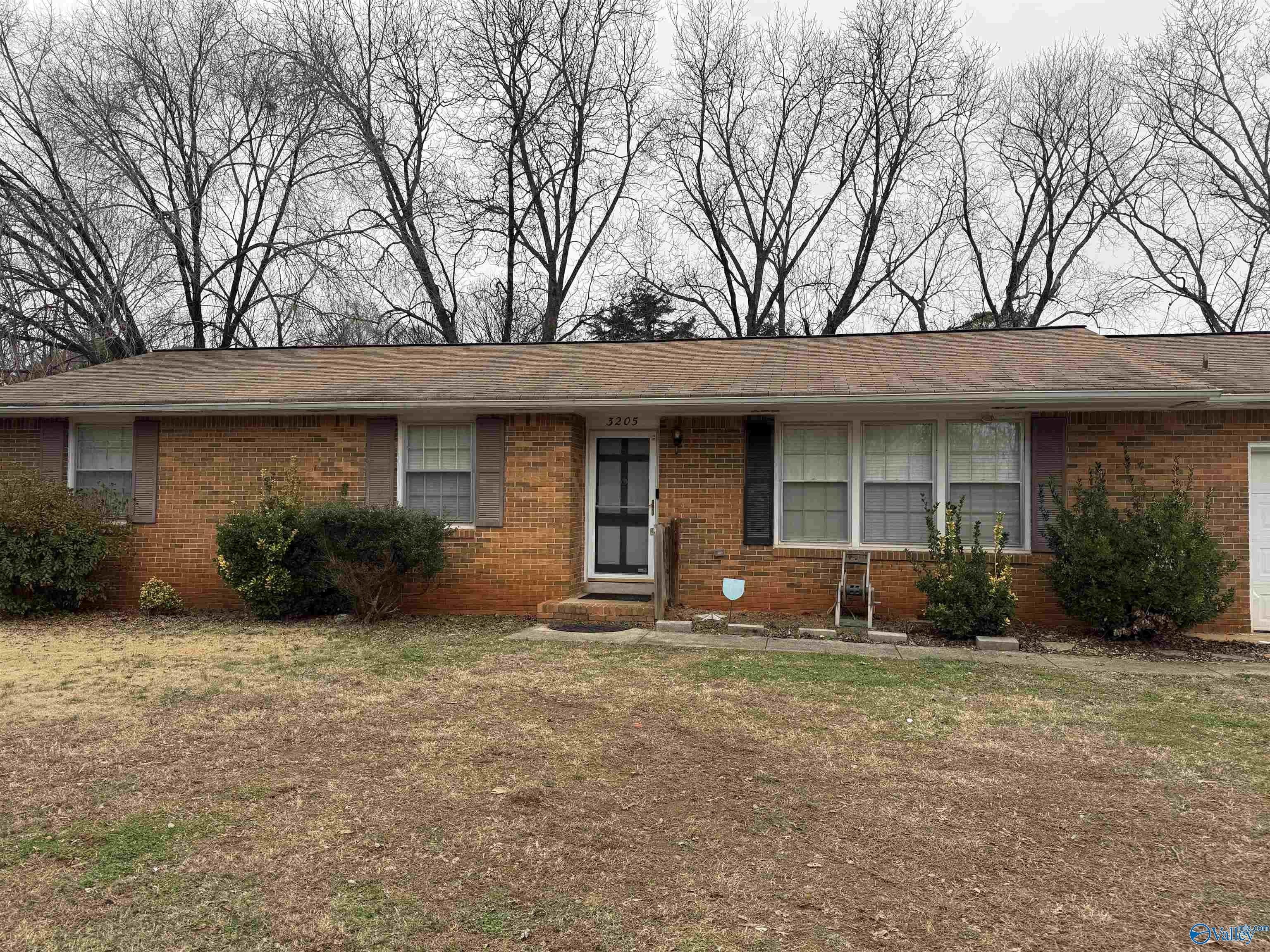 3205 Lewisburg Drive NW – photo 1