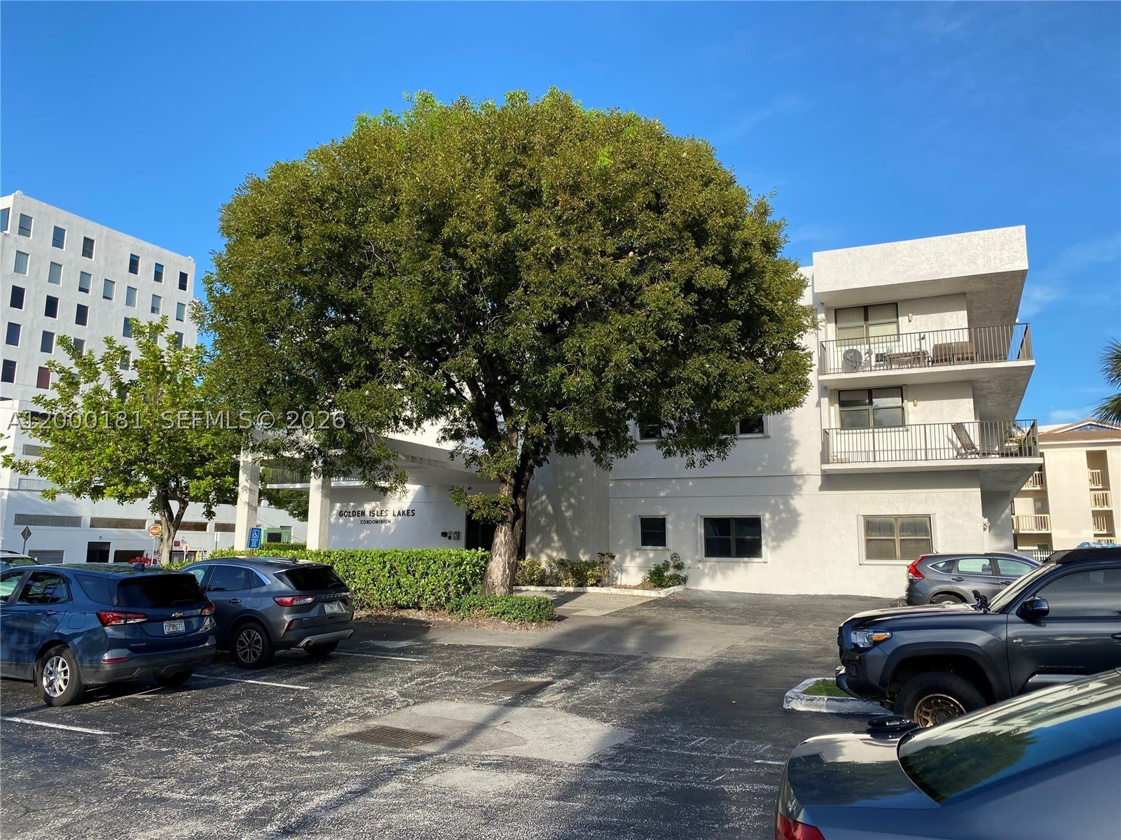 1900 Diana Dr – photo 1