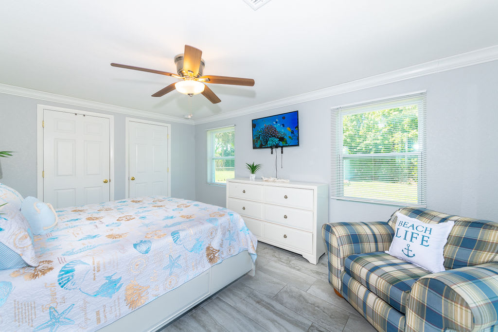 632 Goodwin Avenue – photo 5