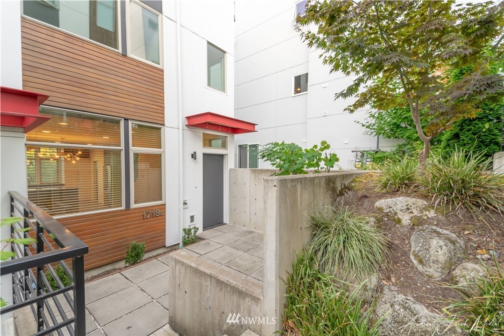 3Bd/2.5Ba Seattle Townhome – photo 1