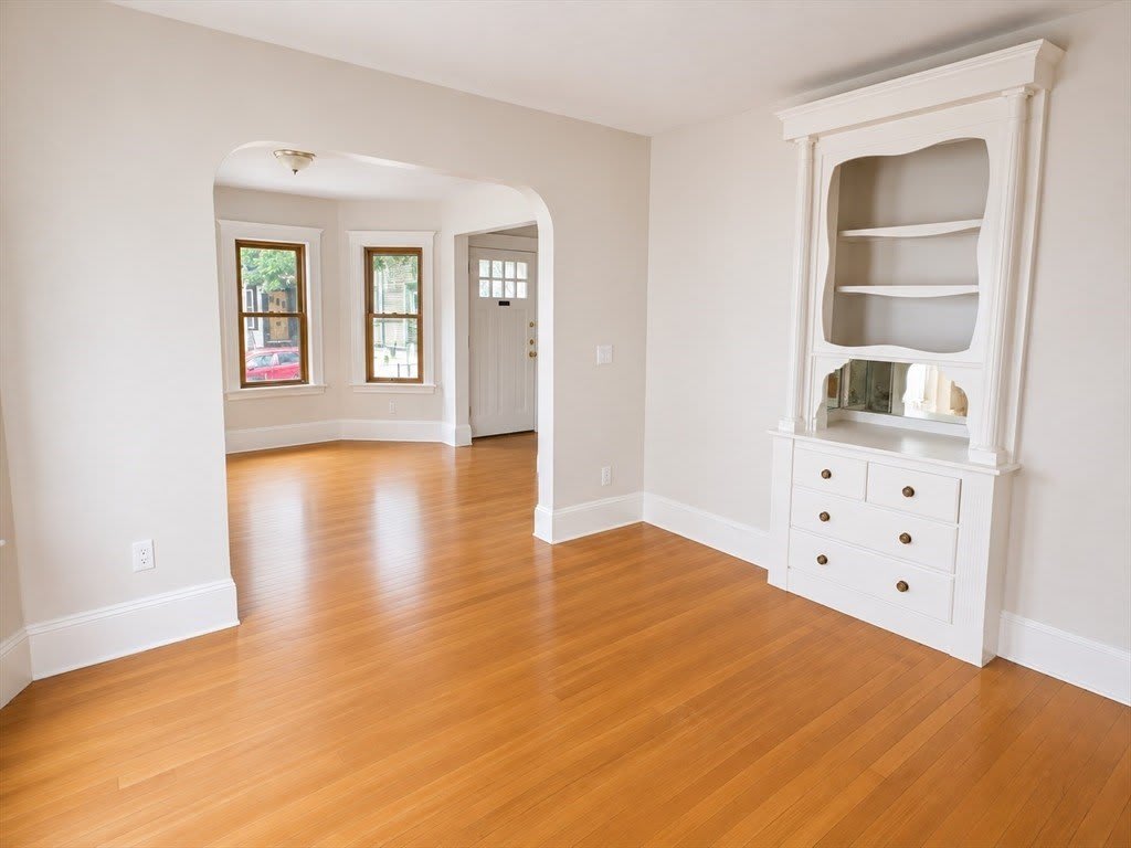 9 Bradford Ave – photo 4
