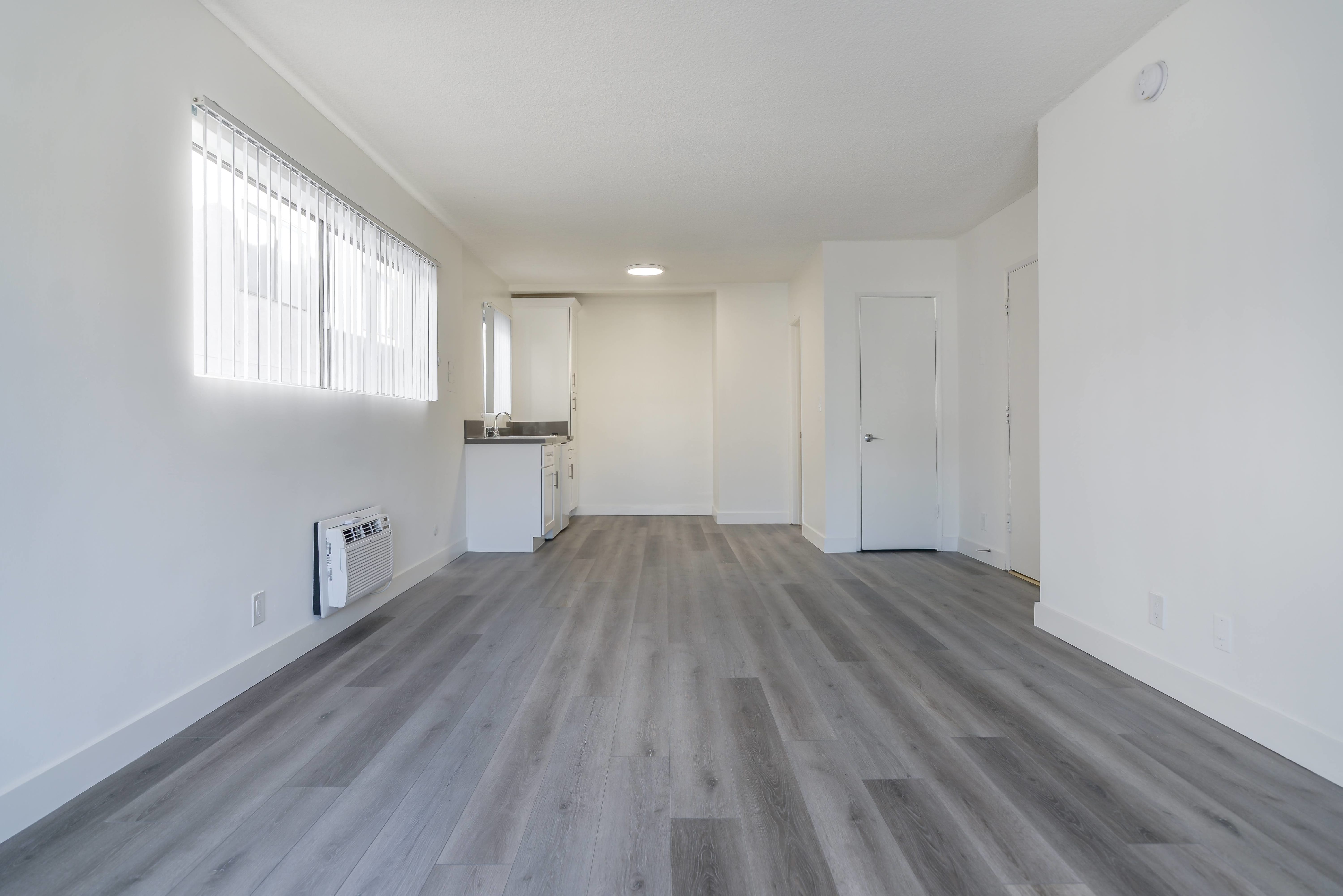 1661 West 219Th Street – photo 1