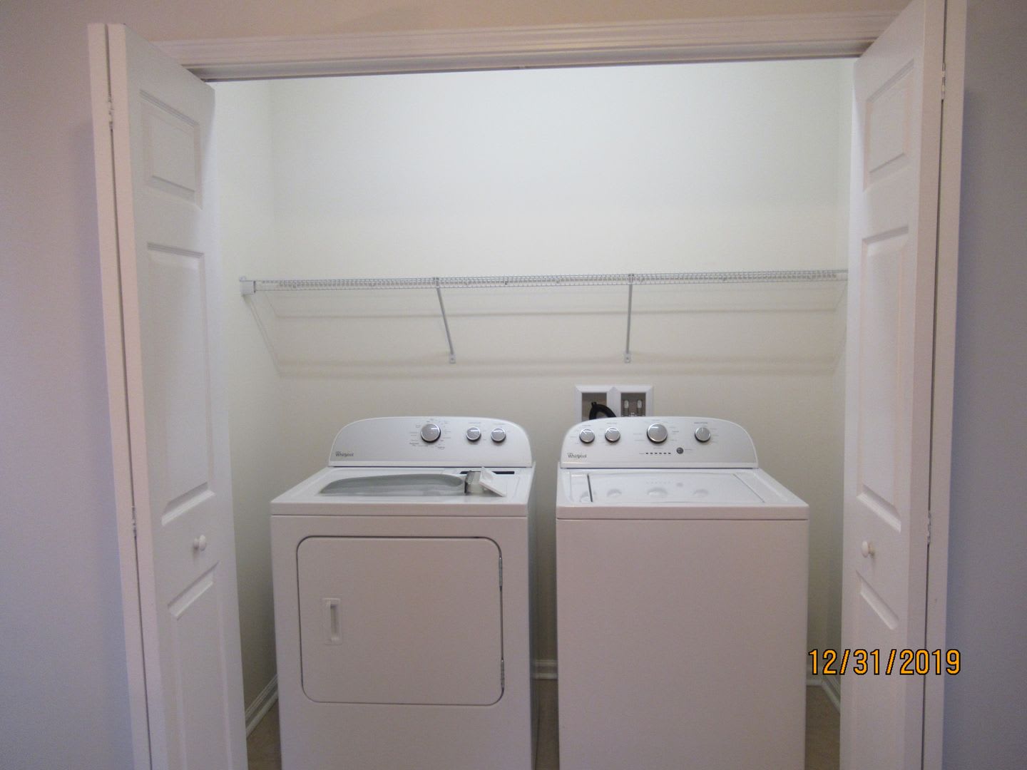 4 Bedroom 2.5 Bath House with 2 Car Garage – photo 3