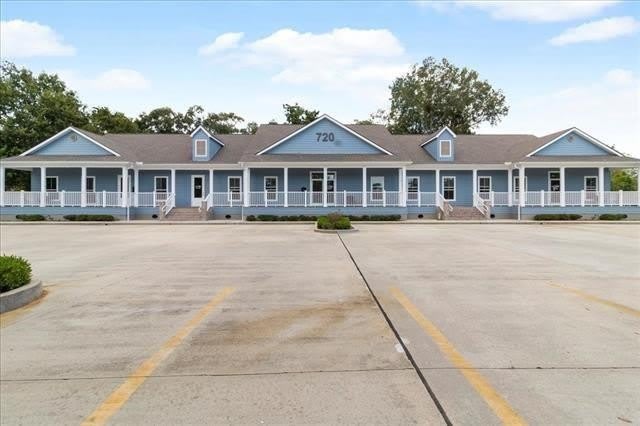 720 W 21ST Avenue – photo 1