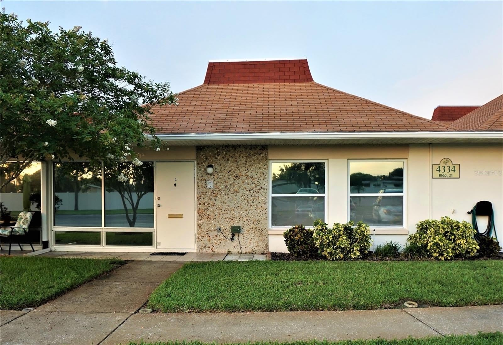 4334 TAHITIAN GARDENS Circle – photo 1