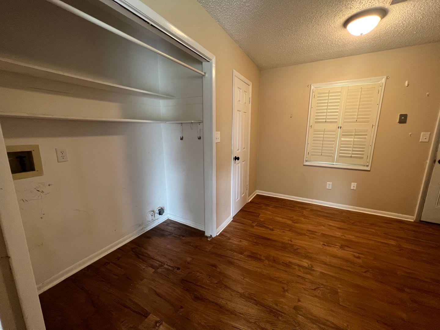 Spacious Fenced Back Yard In South Huntsville – photo 4